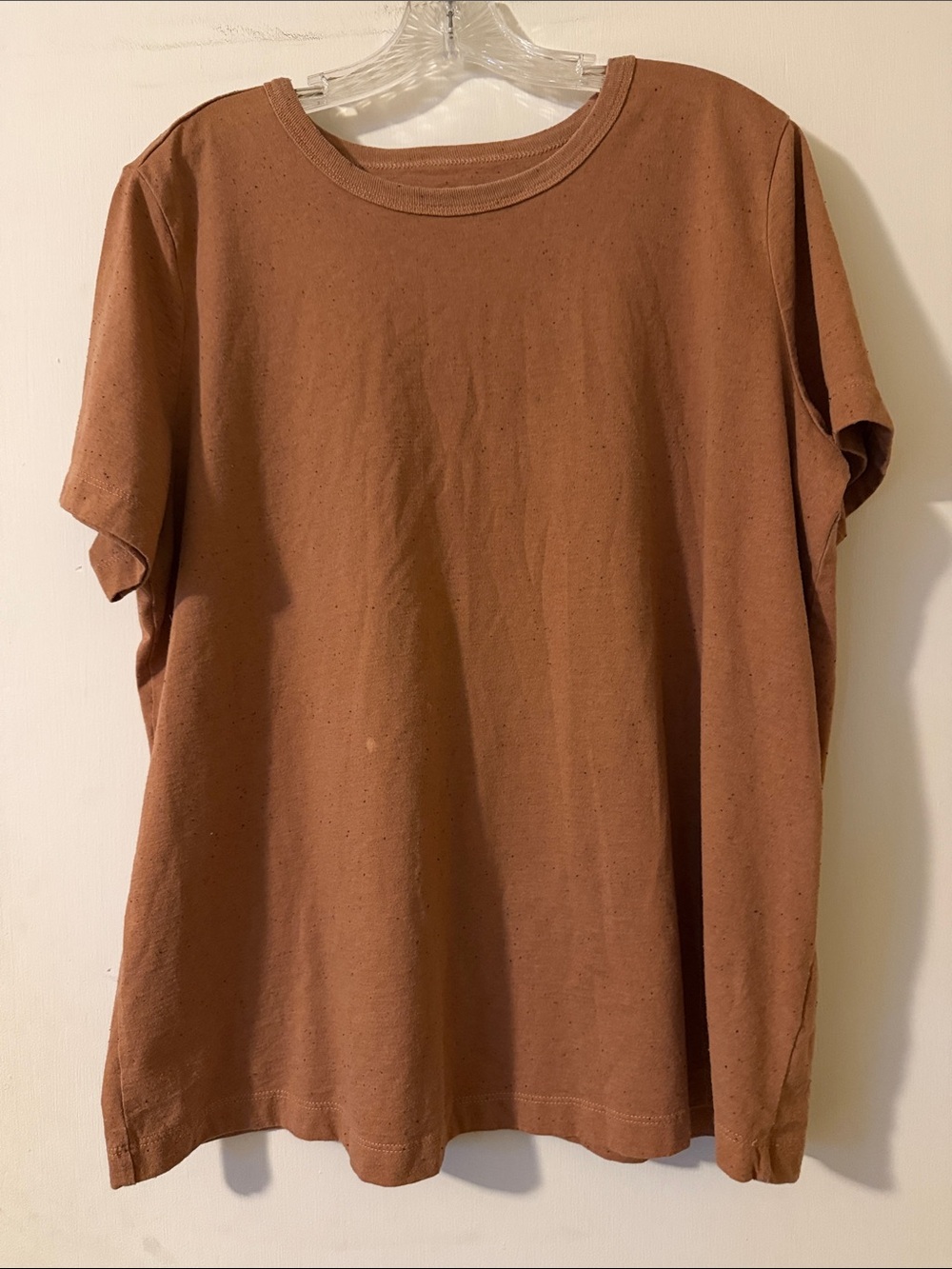 Classic Short-Sleeve Crewneck Tee in Rust